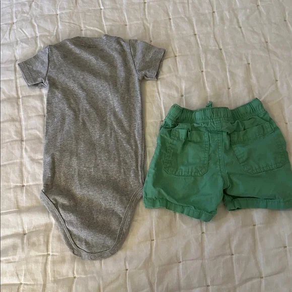 10 piece 12mo. Baby Boy Clothes short sleeve (042) - Picture 5 of 16